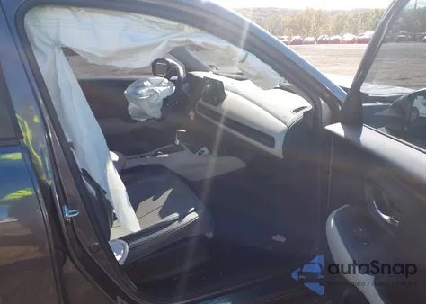 2024 Honda Hr-V Awd Lx z USA, uszkodzony, nr VIN 3CZRZ2H37RM718821